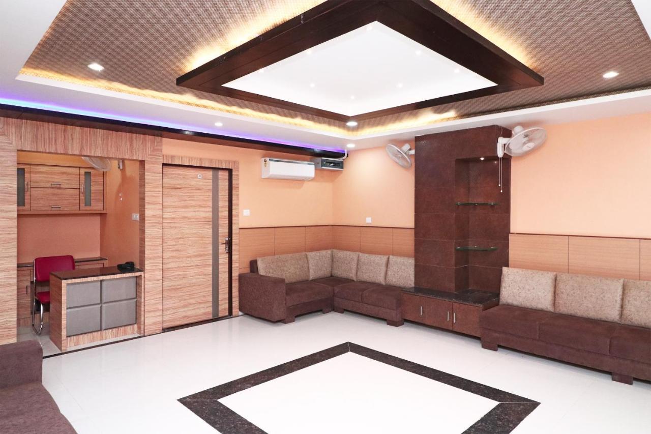 Capital O Hotel Sapphire Inn Gorakhpur Exterior photo