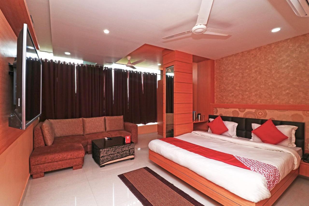Capital O Hotel Sapphire Inn Gorakhpur Exterior photo